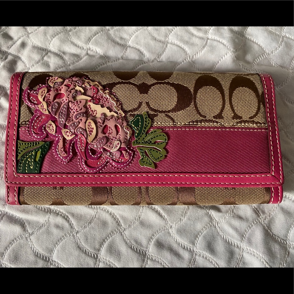 SOLD Coach Signature Floral Applique Wallet